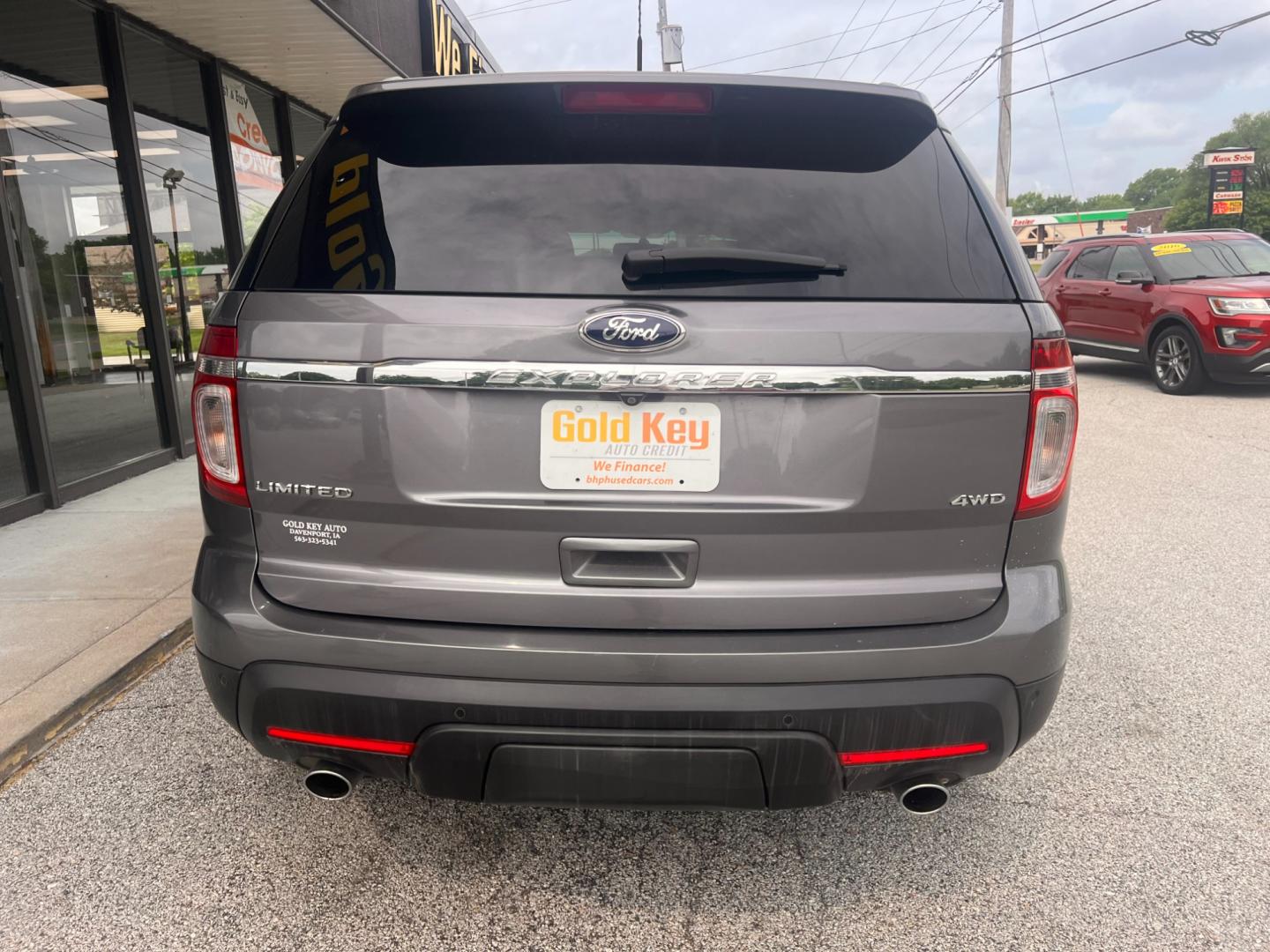 2014 Sterling Gray Metallic Ford Explorer Limited 4WD (1FM5K8F87EG) with an 3.5L V6 DOHC 24V engine, 6-Speed Automatic transmission, located at 1633 W Kimberly, Davenport, IA, 52806, (563) 323-5341, 41.559456, -90.598732 - Photo#4